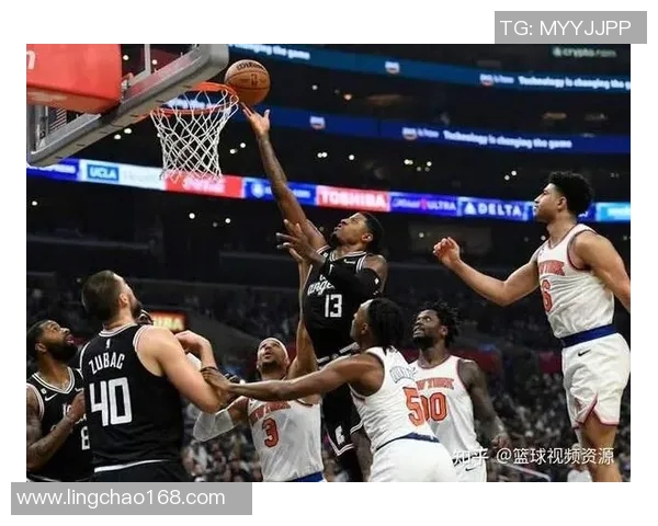 骑士与雄鹿的经典对决回顾：16-17赛季的精彩瞬间与战术分析